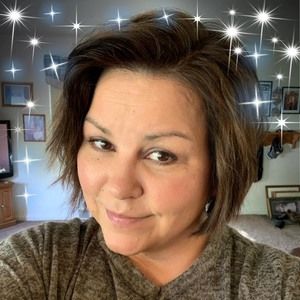 Meet your Posher, Debra